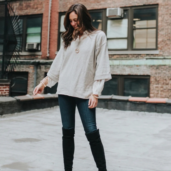 Avalin Rolled sleeve v neck slouchy sweater NWOT one size - Picture 2 of 9